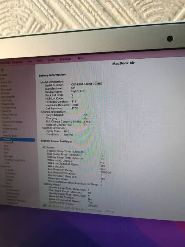 Macbook Air 2017 i5 8gb ram 128ssd 13.3 inch Monterey