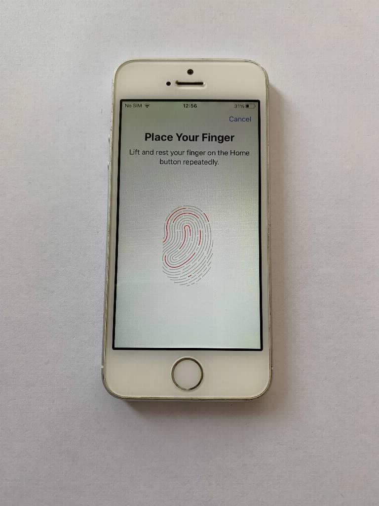 Iphone SE 2016 64gb beli
