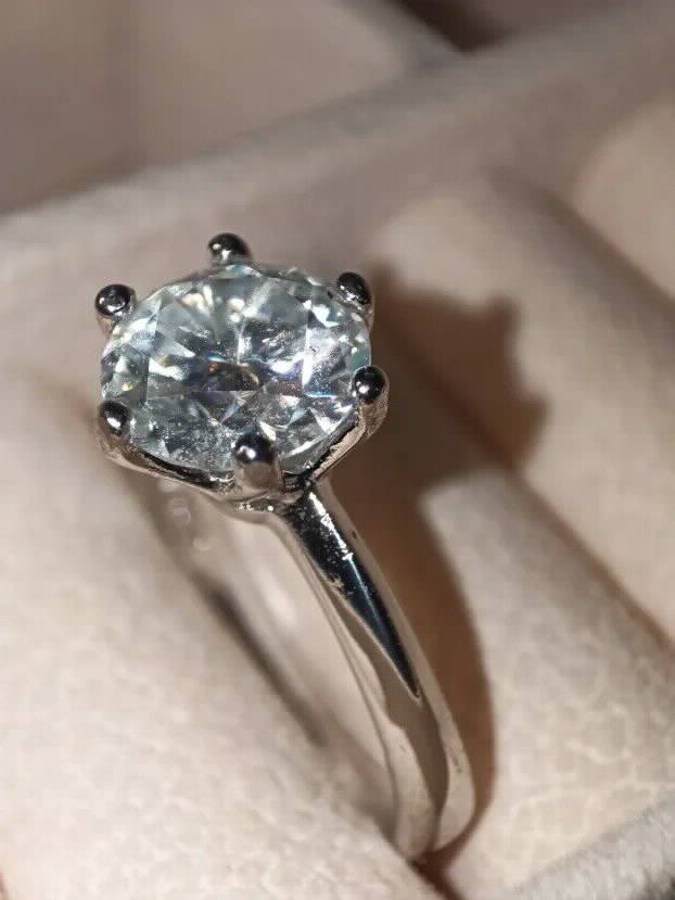 S925 Srebrni Prsten s Mojsanit Dijamantom 2CT/8mm