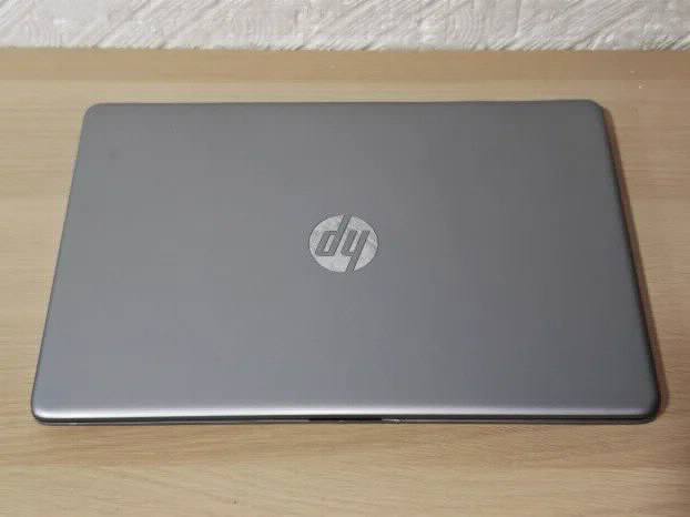 Hp 250 G8 i7 10gen 16gb 256ssd 15.6 iris XE