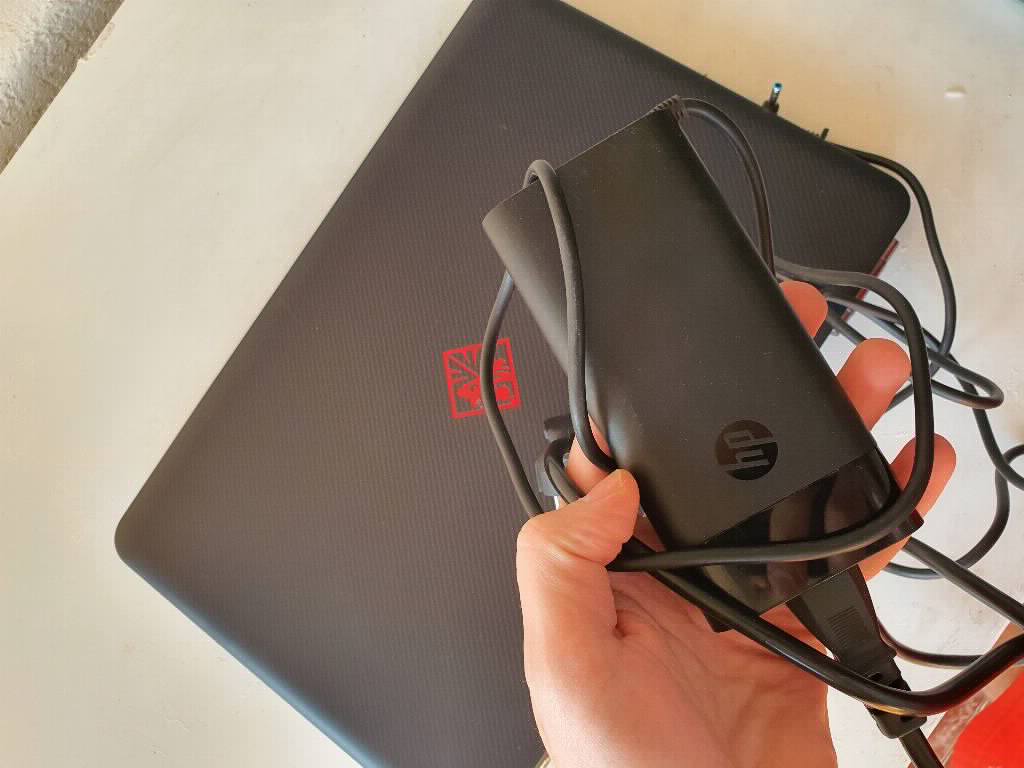 HP Omen Gaming Laptop - i7, 16GB RAM, GTX 1050