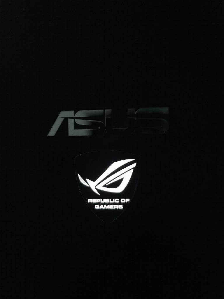 ASUS ROG 17 inčni gejming laptop - i7, GTX 870M