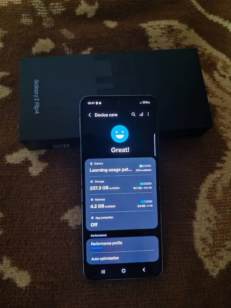 Samsung Galaxy Z Flip4 256GB