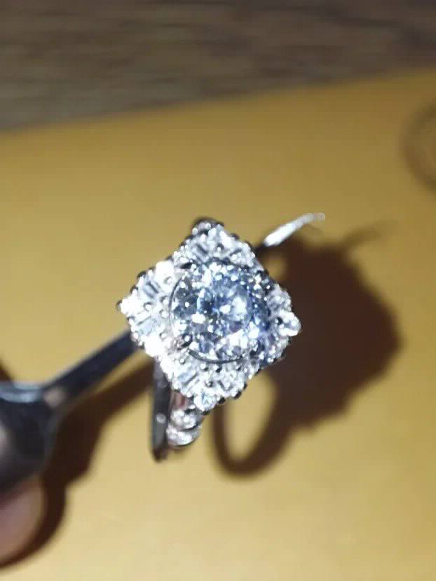 S925 Srebro/Platina - Prsten 1CT/6,5mm Mojsanit Dijamant