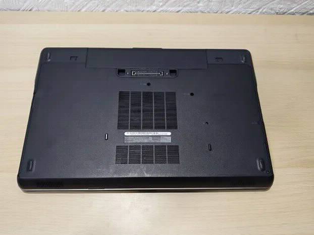 Dell E6450 i5 4gen 15.6FHD Ssd 8gb ram smartcard