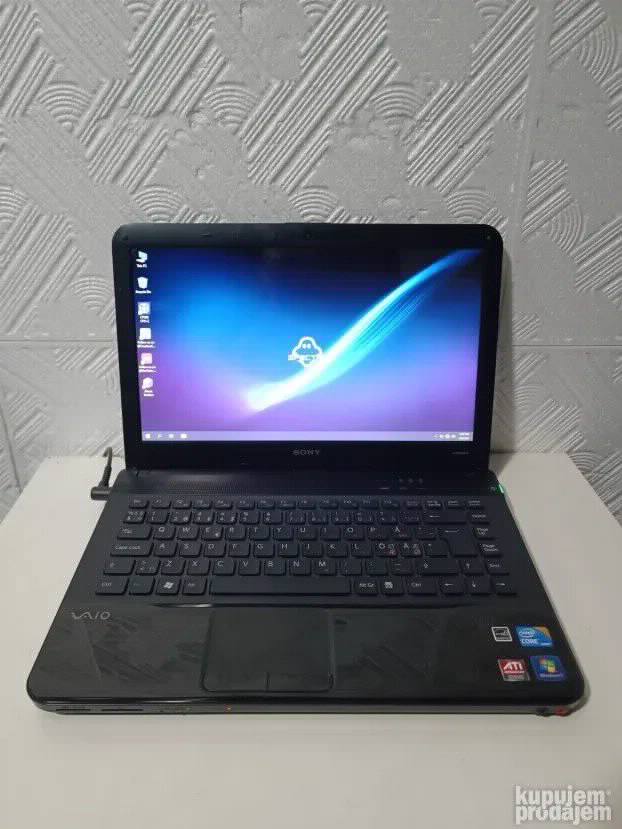 Sony Vaio 14 inch i3 4gb 500gb
