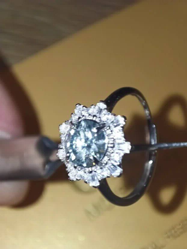S925 Srebro/Platina - Prsten 1CT/6,5mm Mojsanit Dijamant