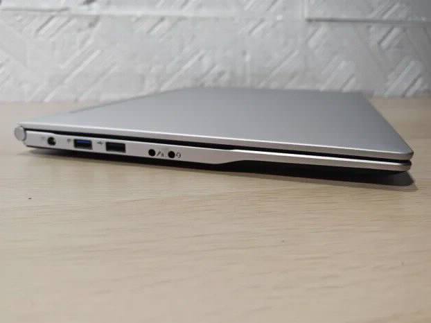 Terra i5 10gen 4gb 128ssd 15.6 FHD