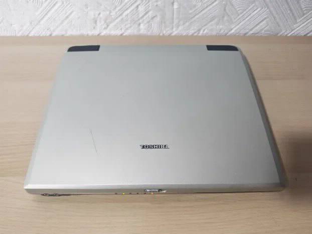 RETRO Toshiba Tecra S1 Comport LPT Windows XP
