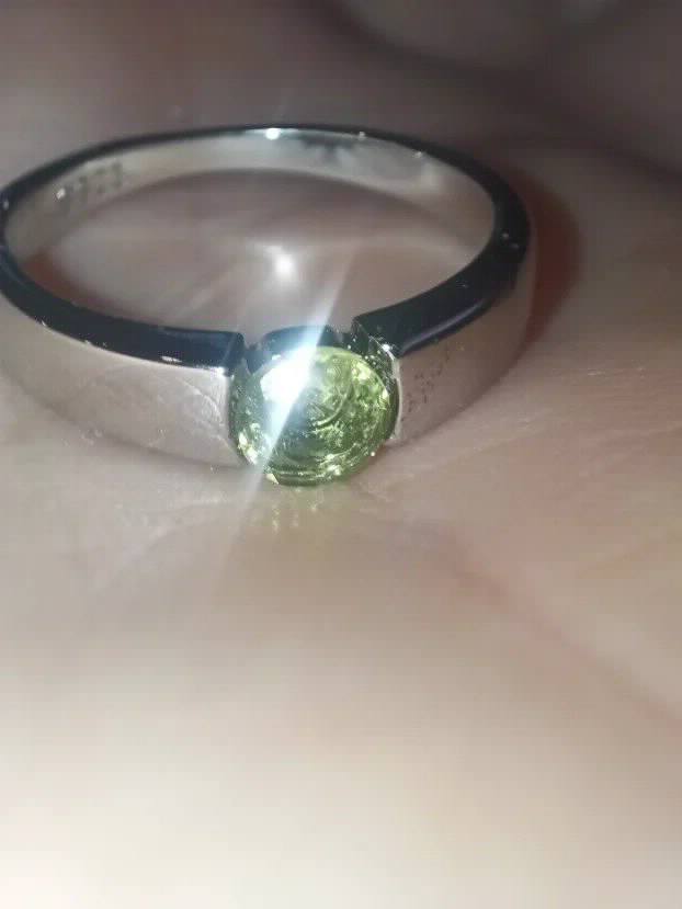 Unikat - S925 Srebrni Prsten s prirodnim Peridotom 0.5CT/5mm