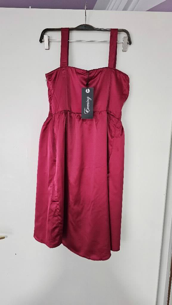 Amisu bordo haljina Evening, 38