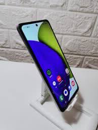 Samsung Galaxy A52 128GB – AMOLED ekran, 64MP kamera, očuvan