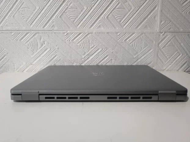 Dell latitude 5350 ultra 5 16gb ddr5 256 13.3 ultra gpu