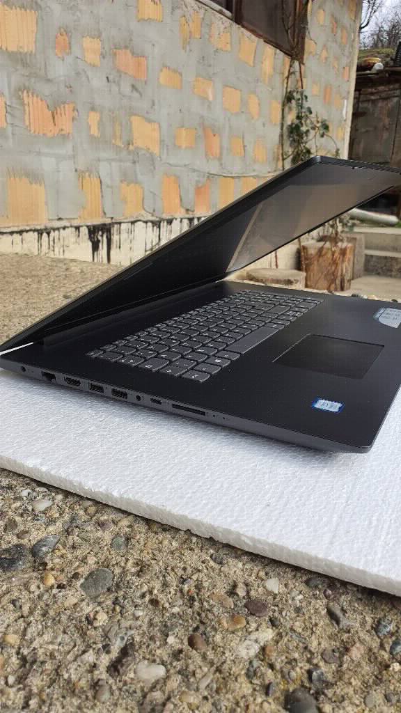 Lenovo IdeaPad 320-17IKB - Laptop