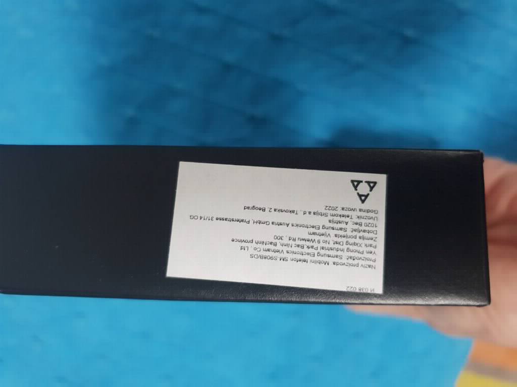 Samsung S22 Ultra, 12/265 GB, crna