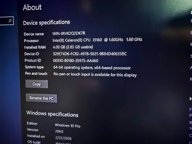 AKCIJA Gigabyte Brix Nuc . Intel 4gb 256ssd wifi Windows 10