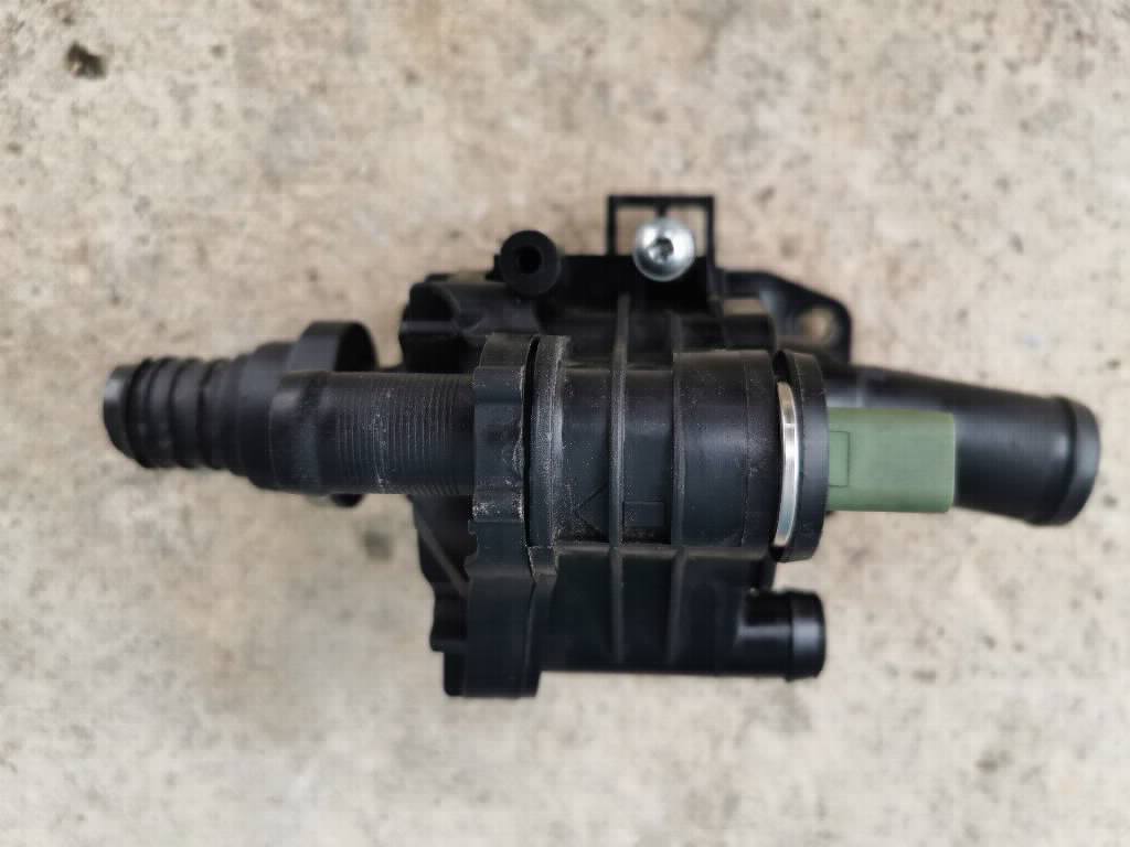 Termostat za Citroen C4 od 2004. do 2008. god.