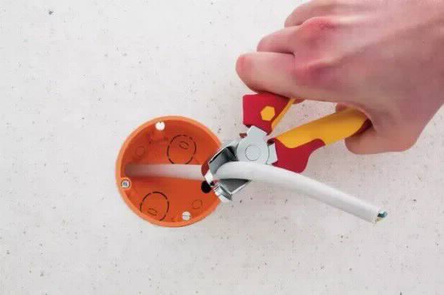 Wurth Wiha VDE klesta blankerice secice za elektricare 3 u 1