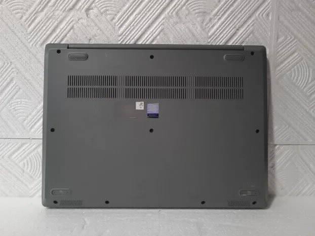 Lenovo ideapad 3 i5 10gen 4gb 256ssd 14inch FHD