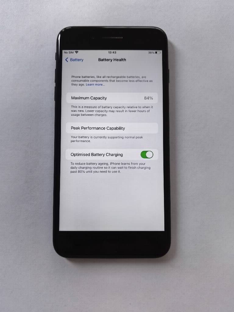 Iphone 7 plus 128gb crni