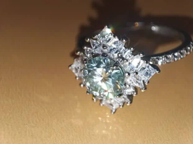S925 Srebro/Platina - Prsten 1CT/6,5mm Mojsanit Dijamant