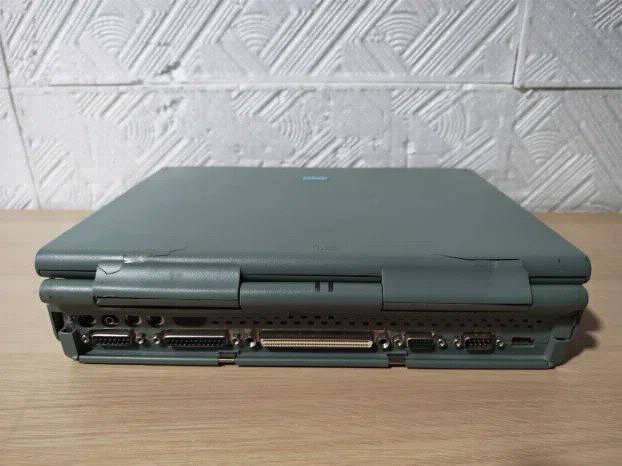 RETRO siemens 233mhz 32ram 6gb windows 98 com lpt
