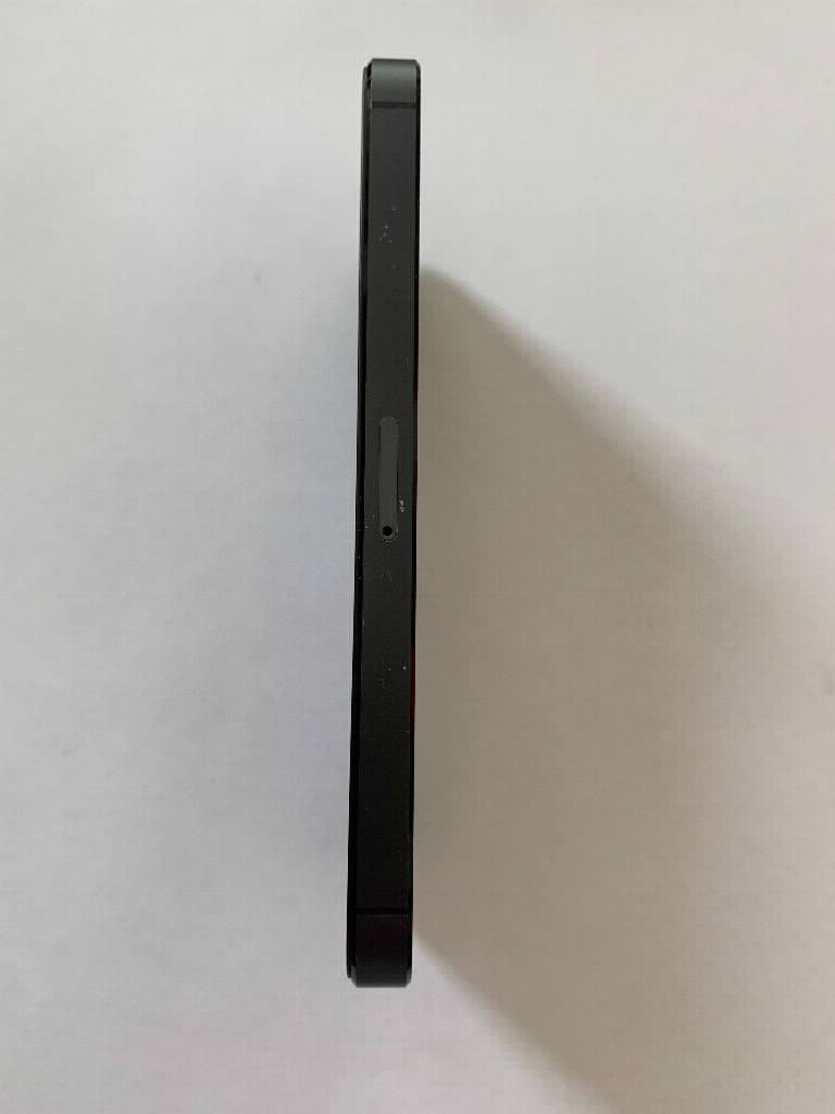 Iphone 5 32gb crni