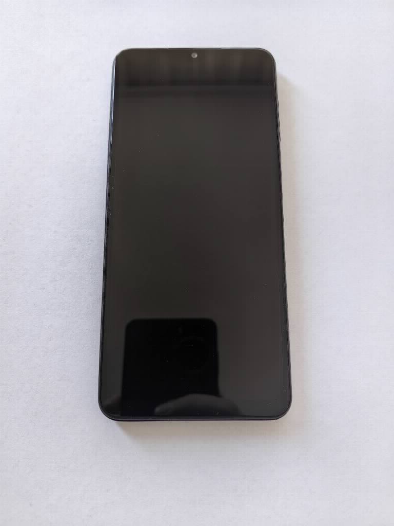 Samsung A12 64gb crni