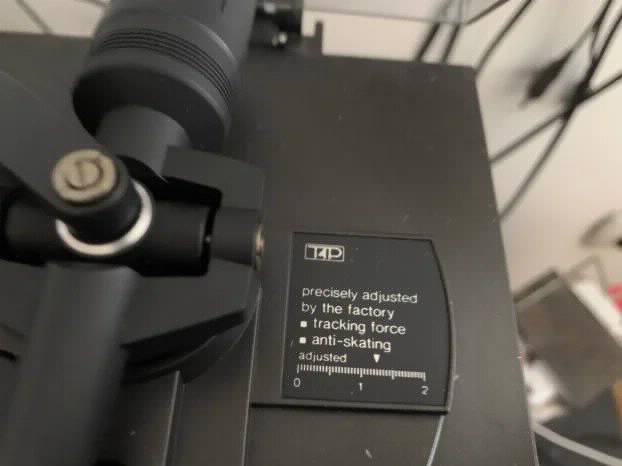 Gramofon Technics SL-BD 20