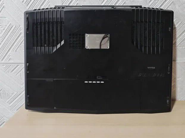 Alienware M17X i7 3gen 12gb ssd+1tb GTX660