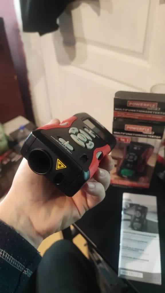 POWERFIX Profi+ 5-u-1 Digitalni Laserski Detektor i Daljinar