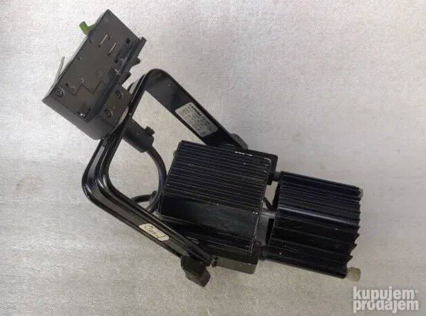 Halogena lampa - Spot LIVAL CB 500 Made in Finland