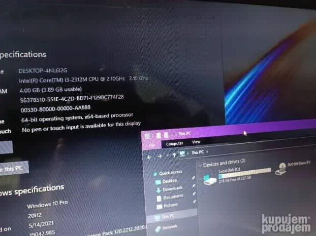 Toshiba. 17.3 i3 2gen 4gb 250gb intel hd