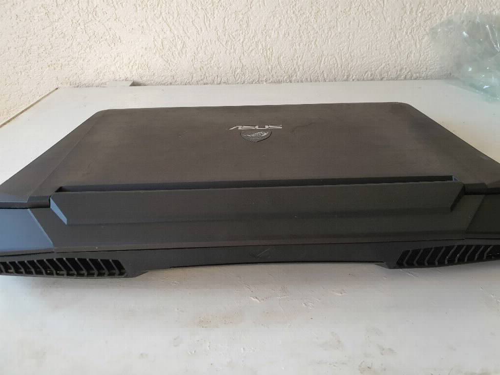 ASUS ROG 17 inčni gejming laptop - i7, GTX 870M