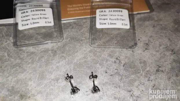 NOVO: S925 Mindjuse 2 x 5mm/0,5CT Zeleni Mojsanit Dijamant
