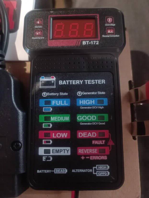 Komplet OBDII aparat V519 i Akumulator tester BT-172
