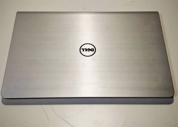 Dell 15 5000 i7 5gen 8gb 256ssd 15.6 2gpu