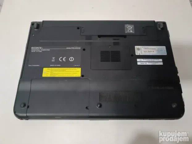 Sony Vaio 14 inch i3 4gb 500gb