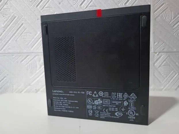 Lenovo ThinkCentre M625q 4Gb ddr4 ssd wifi