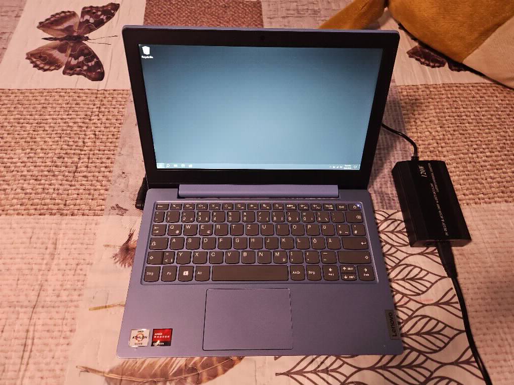 Lenovo AMD Athlon 3050e 4gb