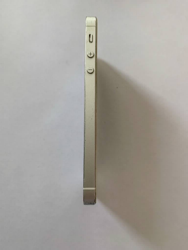 Iphone SE 2016 64gb beli