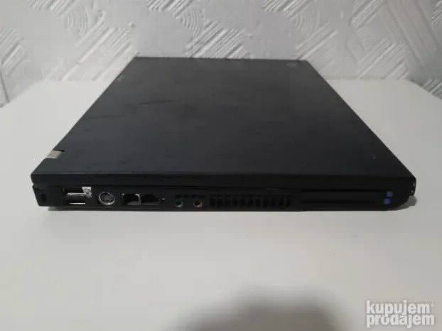 RETRO ibm t40 pentium m 512mb lpt port