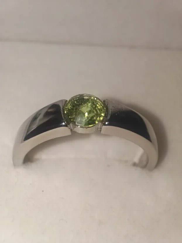 Unikat - S925 Srebrni Prsten s prirodnim Peridotom 0.5CT/5mm