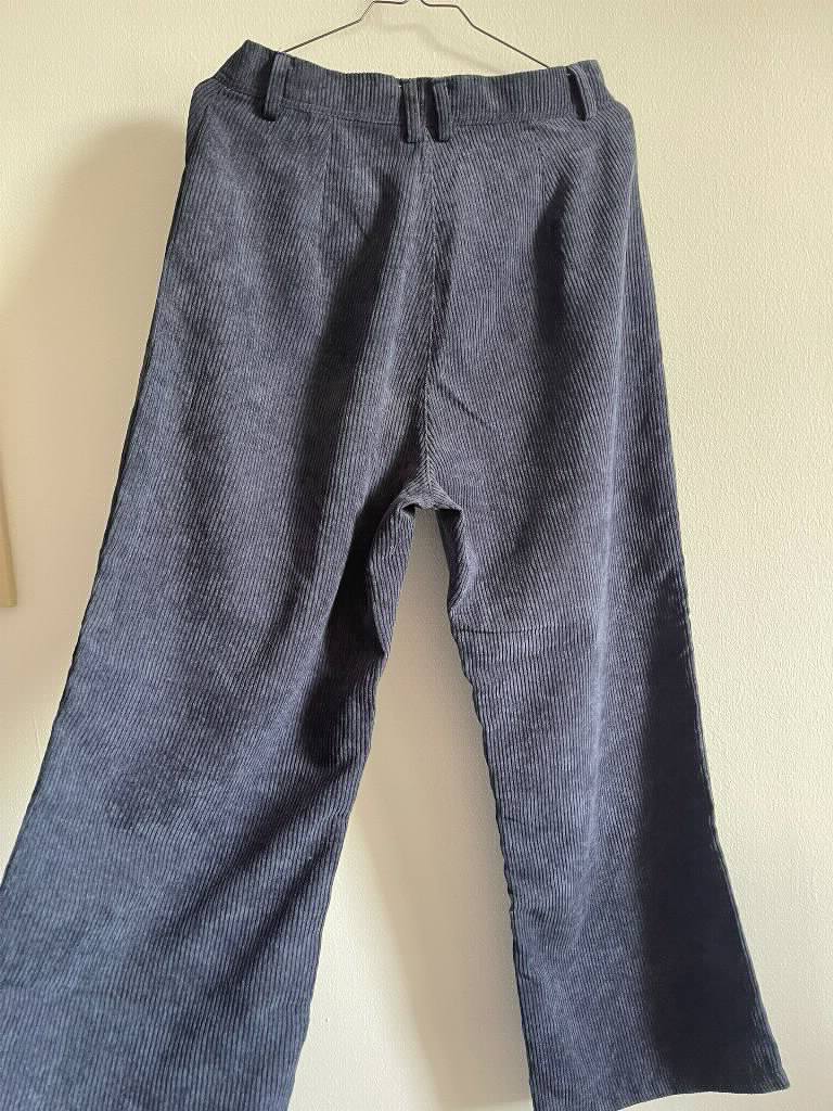 Teget somotske pantalone