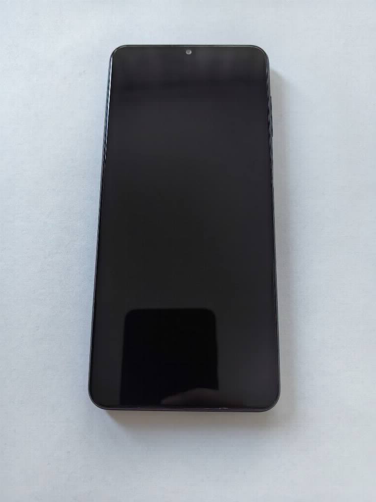 Samsung A12 128gb crni