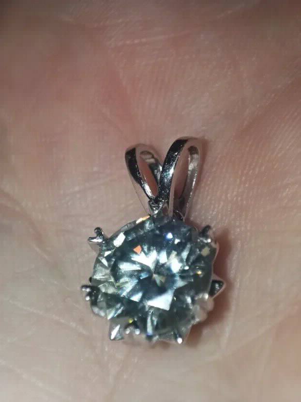 S925 Privezak sa Mojsanit Dijamantom od 3CT/9mm