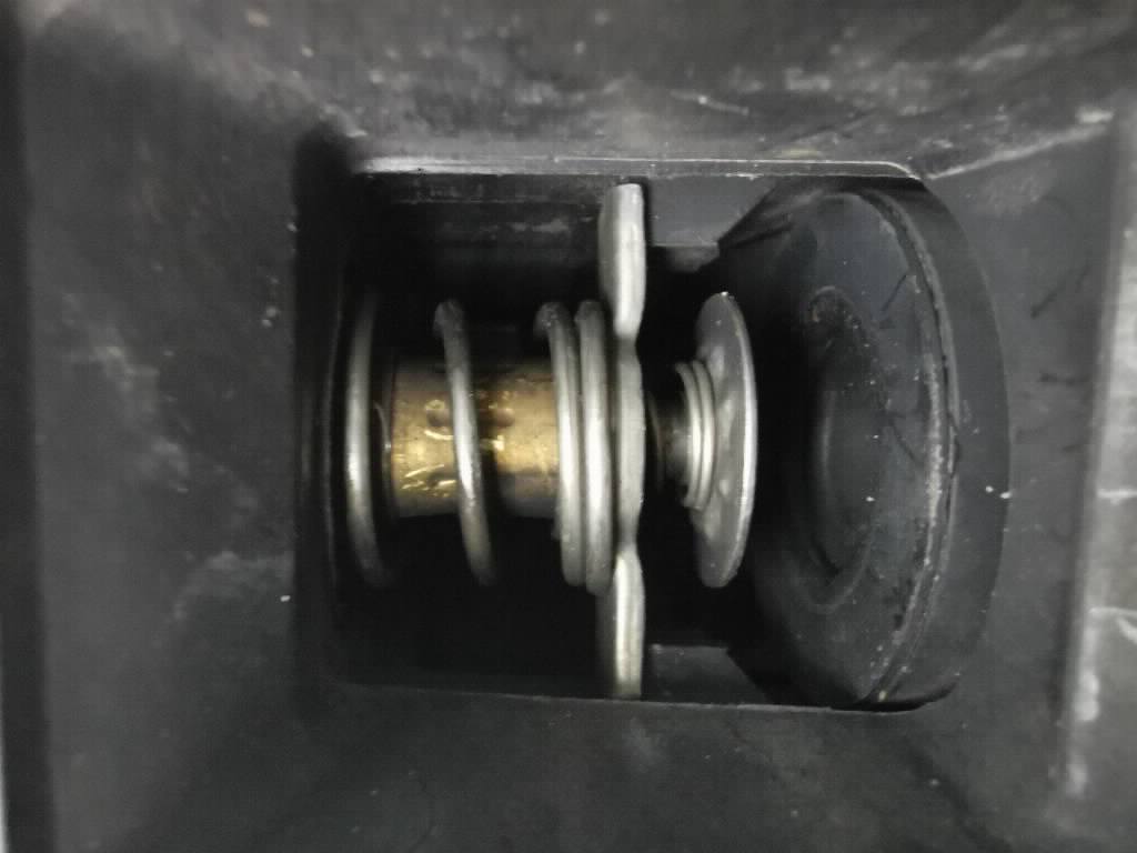 Termostat za Citroen C4 od 2004. do 2008. god.