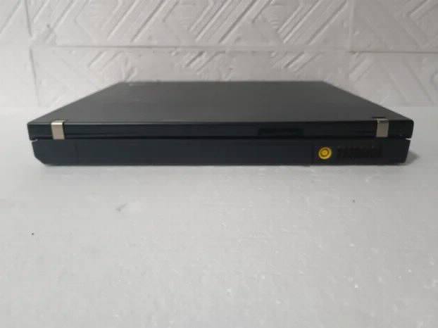 Lenovo R60 T5600 2gb 80gb disk 15inch