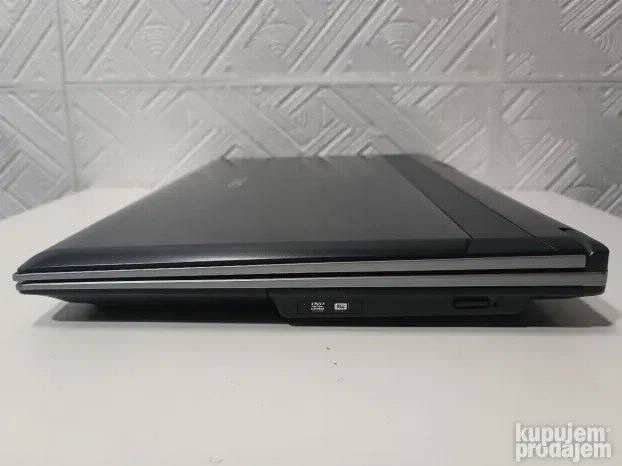 Asus T4300 3gb 160gb 15.4 Ati radeon