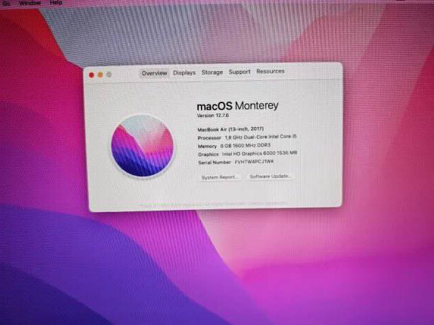 Apple Macbook Air 2017 i5 8gb 128ssd 13.3 Monterey